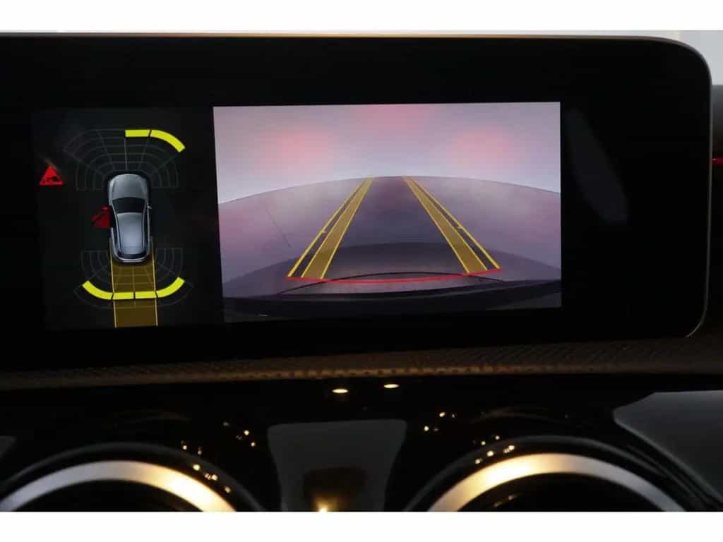 Mercedes-Benz A-Class 200 7G-DCT AMG Line+LED+NAVI+SHZ+KAMERA 01/2020-photo-17