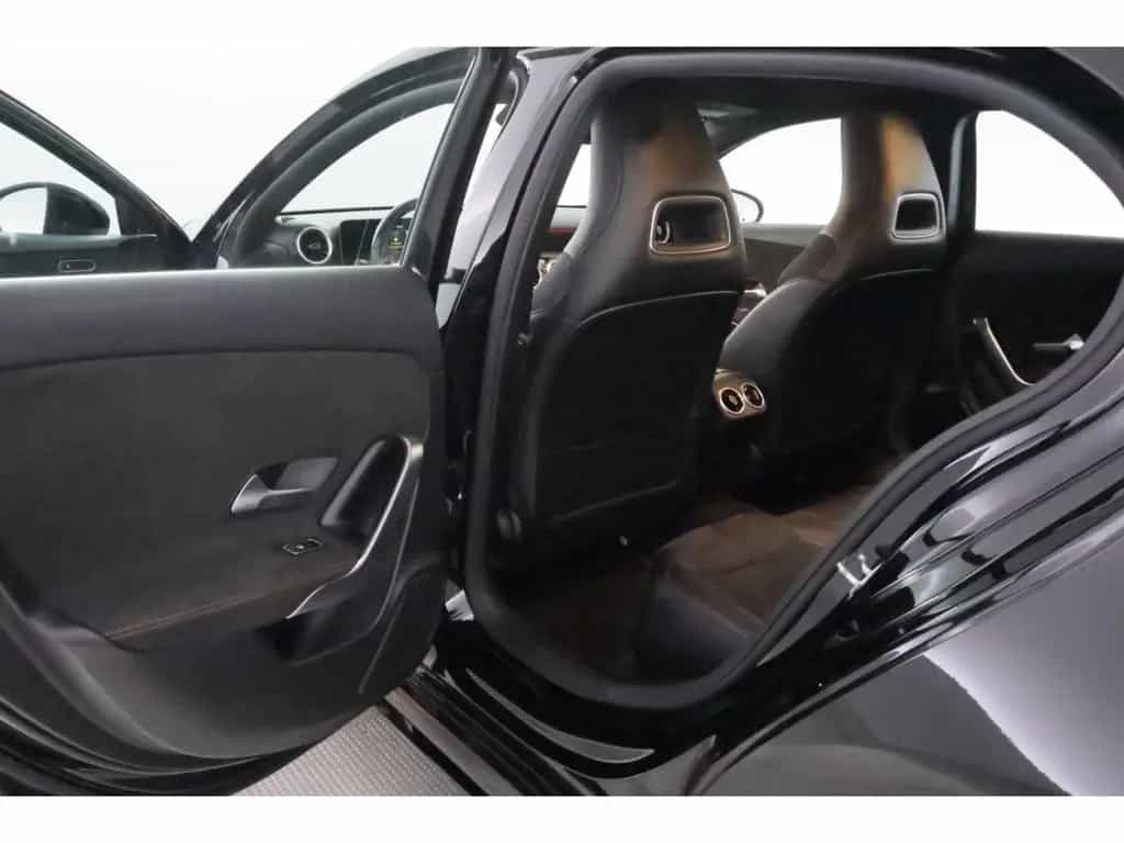 Mercedes-Benz A-Class 200 7G-DCT AMG Line+LED+NAVI+SHZ+KAMERA 01/2020-photo-18