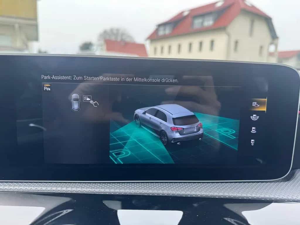 Mercedes-Benz A-Class A 35 AMG 4Matic (177.051) 09/2019-photo-10