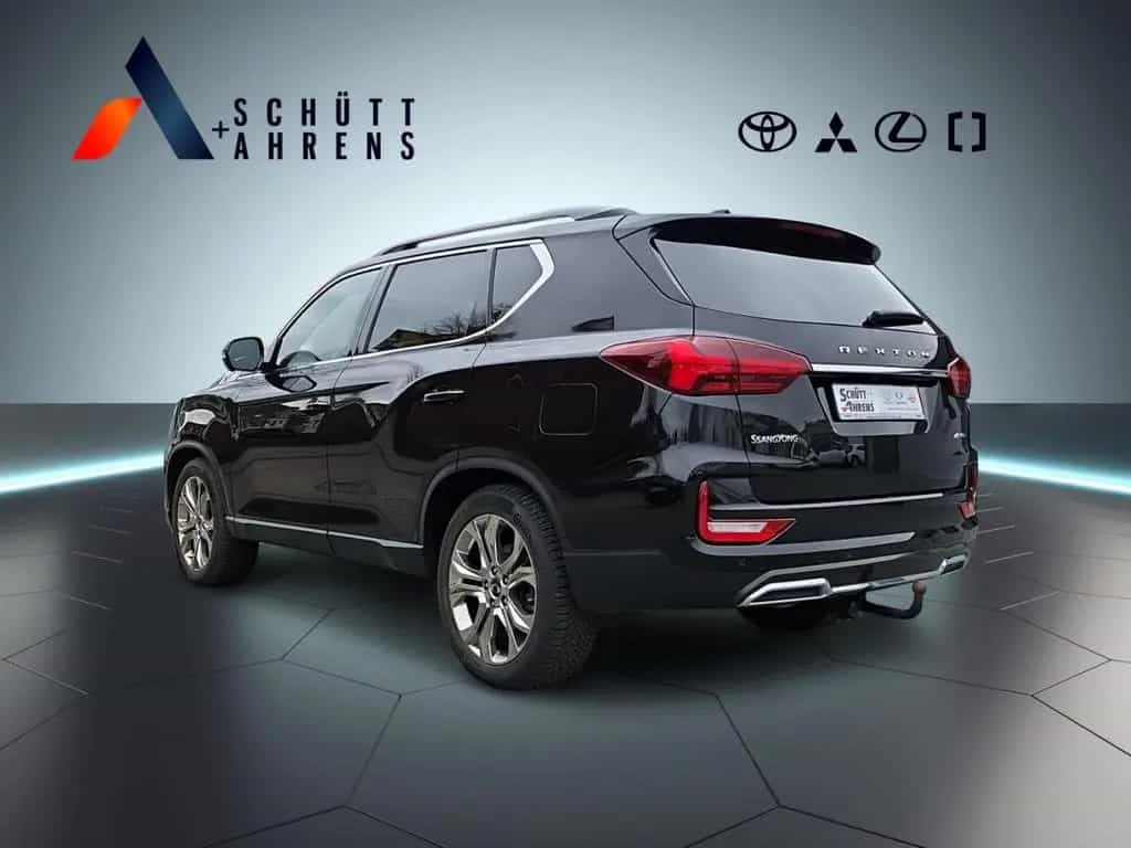 Ssangyong Rexton Sapphire 4x4 2.2 L Keyless SHZ Totwinkela 12/2023-photo-3