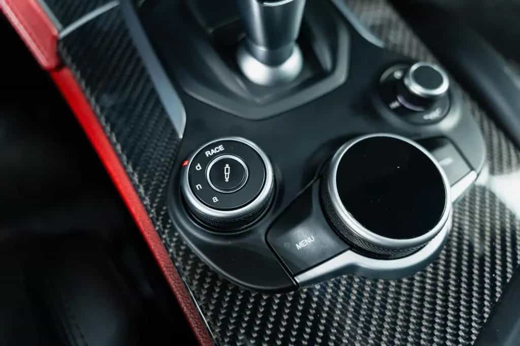 Alfa Romeo Stelvio Quadrifoglio Q4/Carbon sitze/H&K/ACC/LED 06/2019-photo-33
