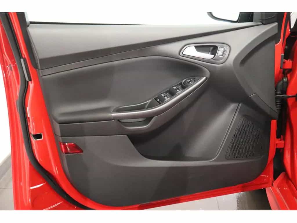 Ford Focus 1.5 EcoBoost ST-Line NAVI 03/2018-photo-12