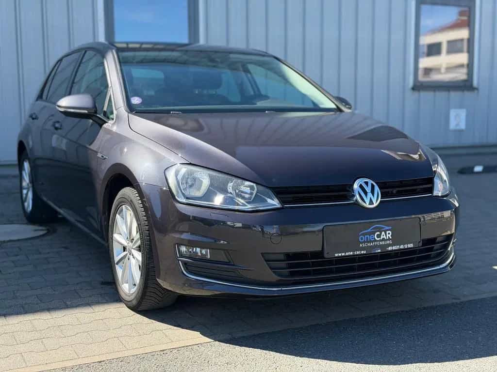 Volkswagen Golf VII Lim. Lounge BMT PDC Sitzheizung Alu 10/2015-photo-4