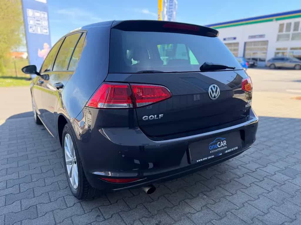 Volkswagen Golf VII Lim. Lounge BMT PDC Sitzheizung Alu 10/2015-photo-8