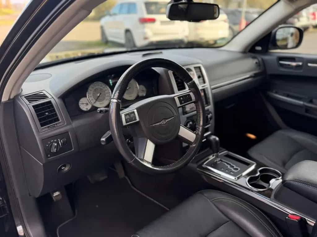 Chrysler 300C 3.0 CRD/2.HAND/XENON/PDC/SHZ/LEDER 11/2010-photo-10