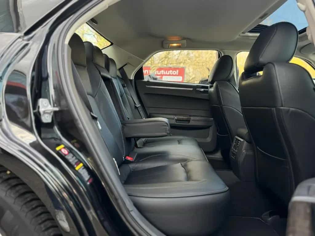 Chrysler 300C 3.0 CRD/2.HAND/XENON/PDC/SHZ/LEDER 11/2010-photo-12