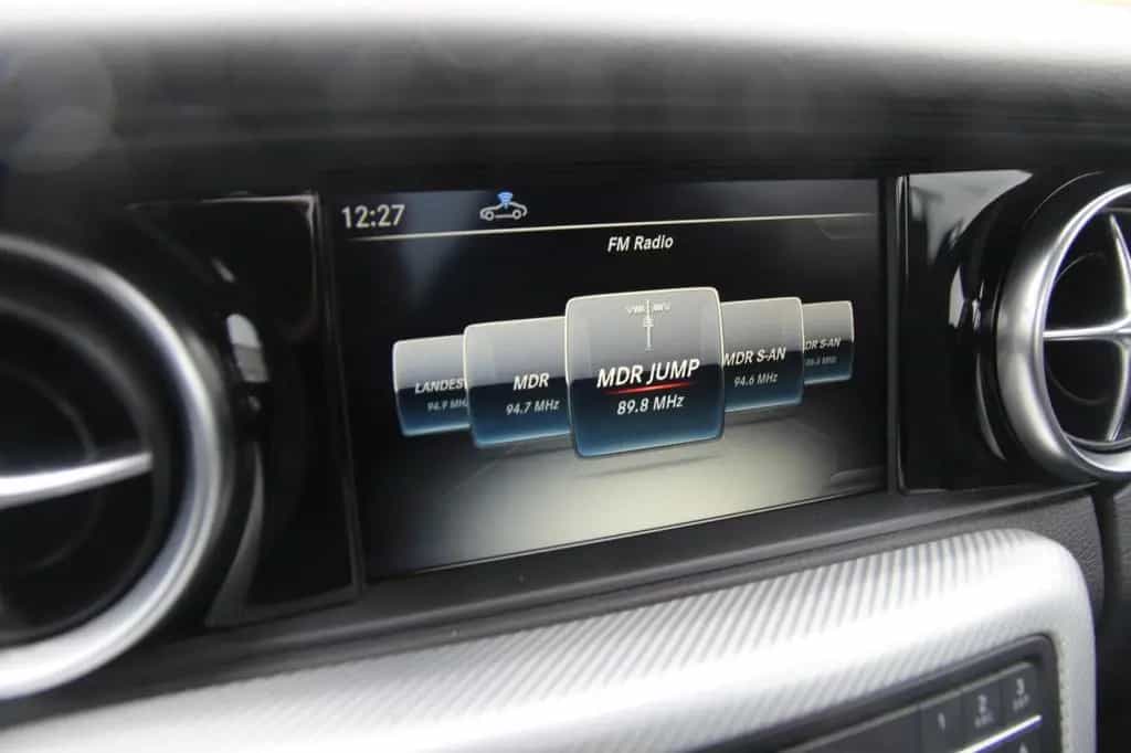 Mercedes-Benz Roadster SLC 200 Automatik/LED/ Leder 01/2019-photo-17