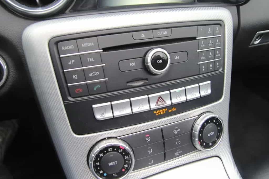 Mercedes-Benz Roadster SLC 200 Automatik/LED/ Leder 01/2019-photo-20