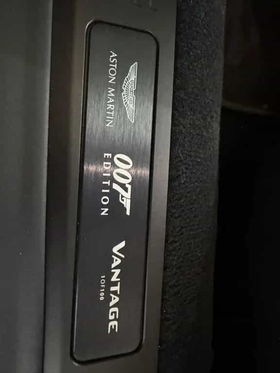 Aston Martin V8 Vantage 007 Edition *Aston Martin Memmingen* 08/2021-photo-13