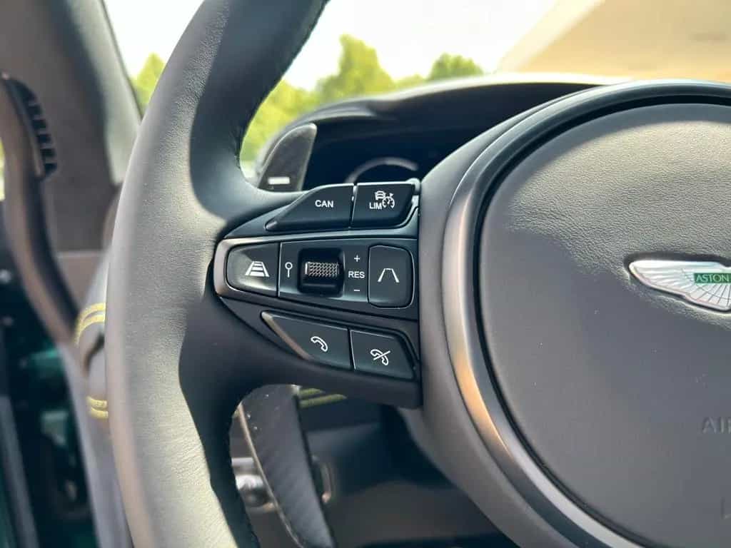 Aston Martin DBX707 - Aston Martin Memmingen 08/2025-photo-13