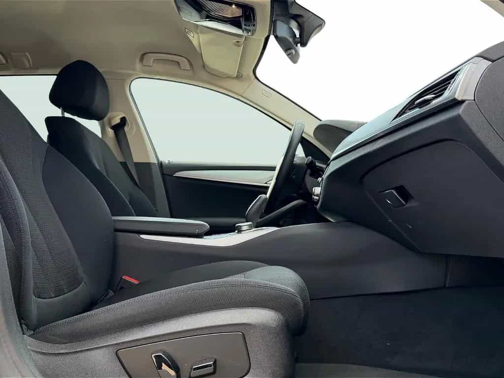 BMW 5 Series 520d Touring KAMERA*AHK*4ZONEN*DRIVINGASSISTANT* 02/2022-photo-10