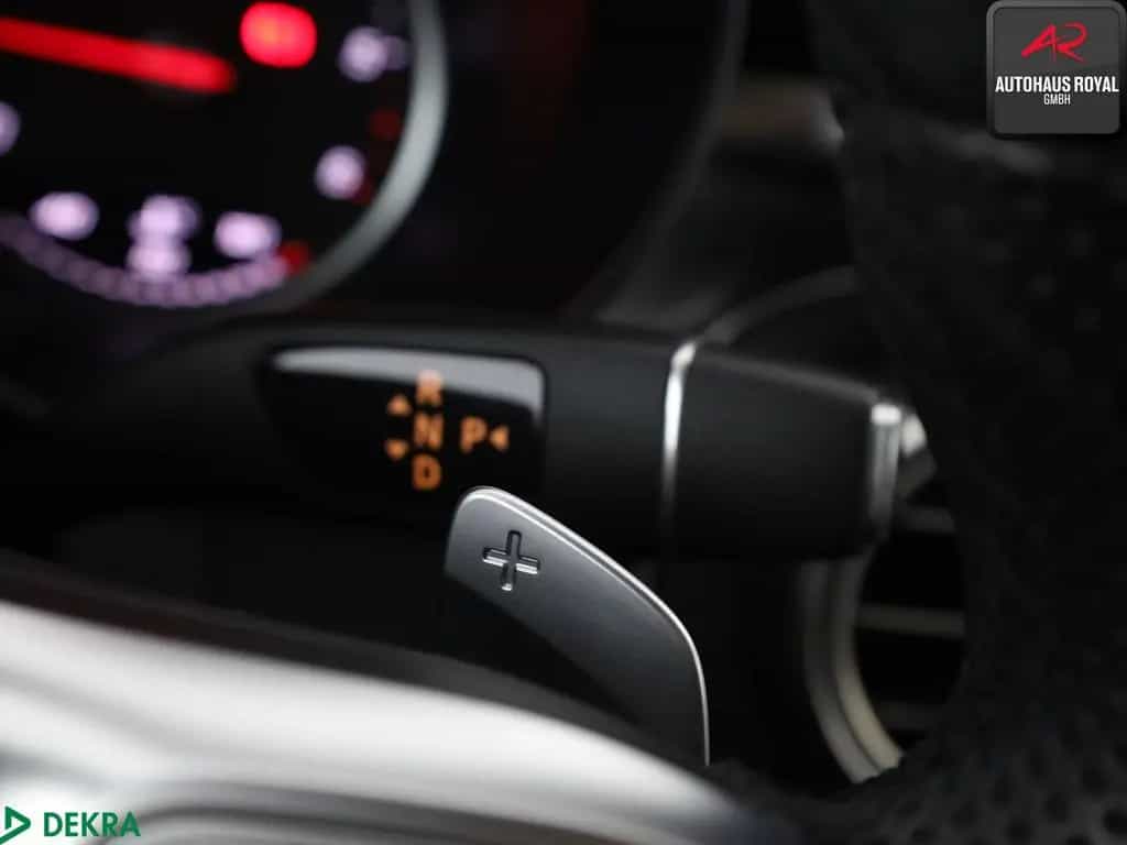 Mercedes-Benz C 220 d T 3x AMG NIGHT PANO,KEYLESS,AHK,CARPLAY 08/2019-photo-22