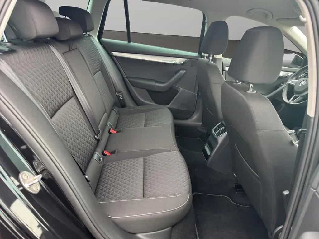 Skoda Octavia Combi Edition*Xenon*AHK* 06/2016-photo-11