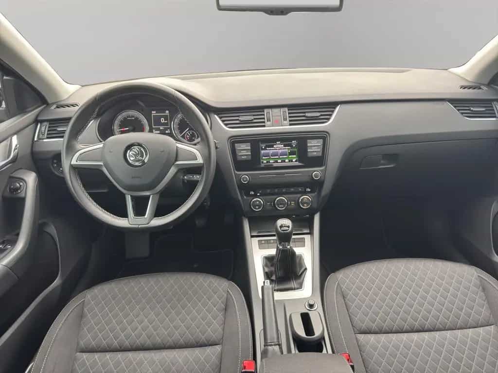 Skoda Octavia Combi Edition*Xenon*AHK* 06/2016-photo-12