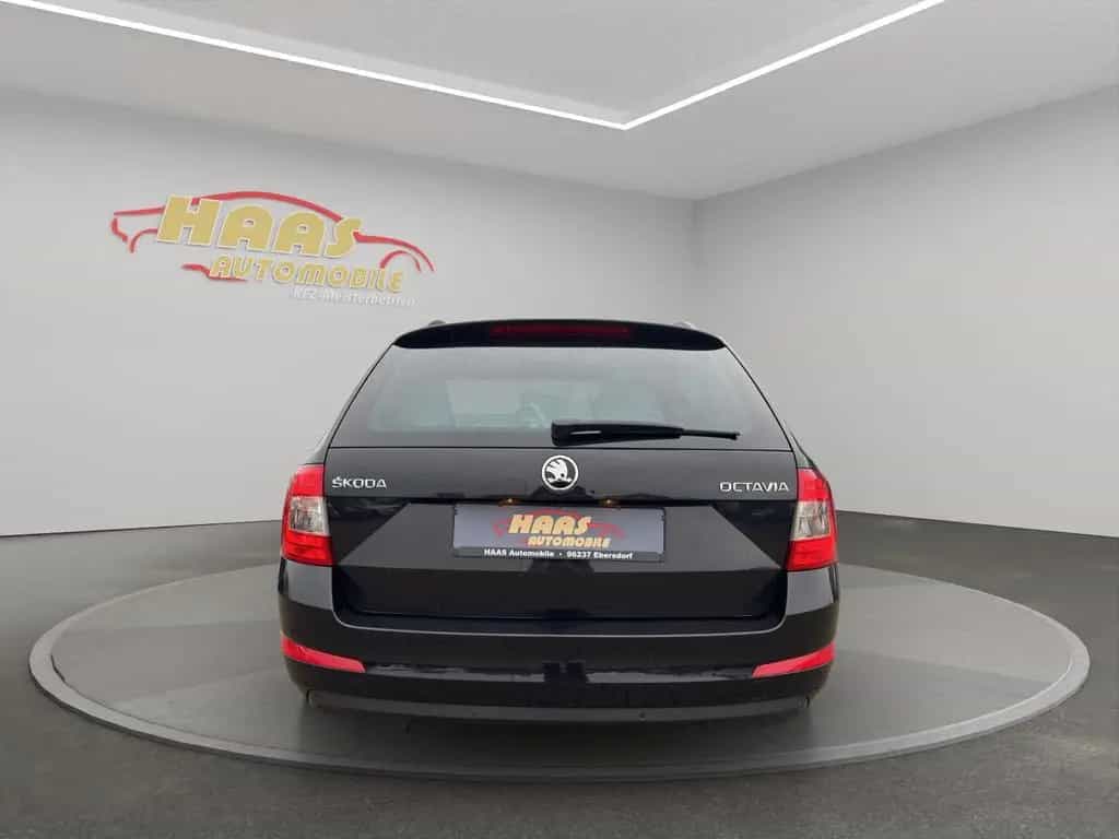 Skoda Octavia Combi Edition*Xenon*AHK* 06/2016-photo-5