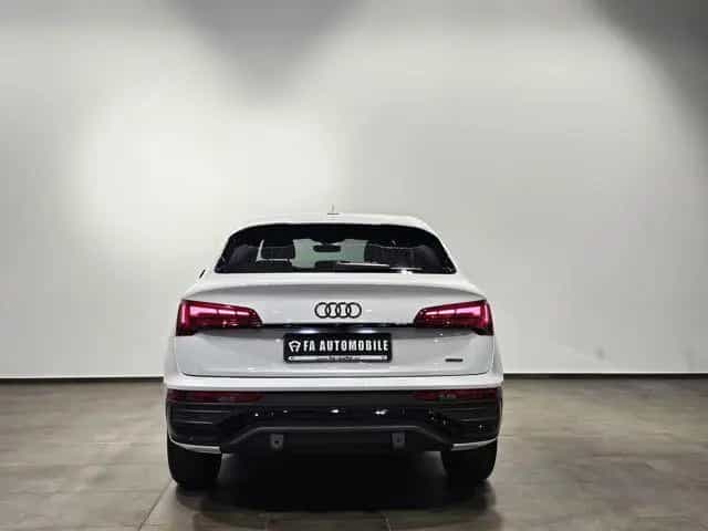 Audi Q5 Sportback 40 TFSI Q. S Line Black Matrix Hud 08/2025-photo-10