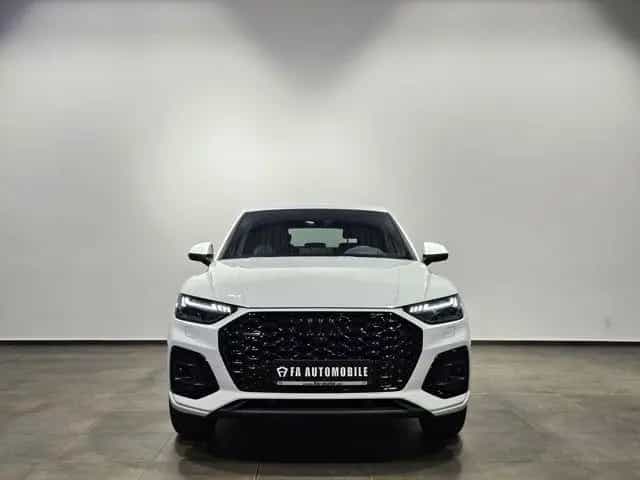Audi Q5 Sportback 40 TFSI Q. S Line Black Matrix Hud 08/2025-photo-2