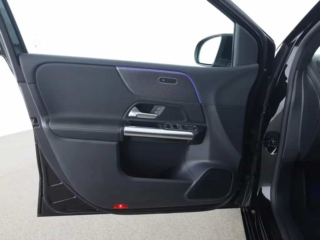 Mercedes-Benz B-Class 08/2019-photo-12