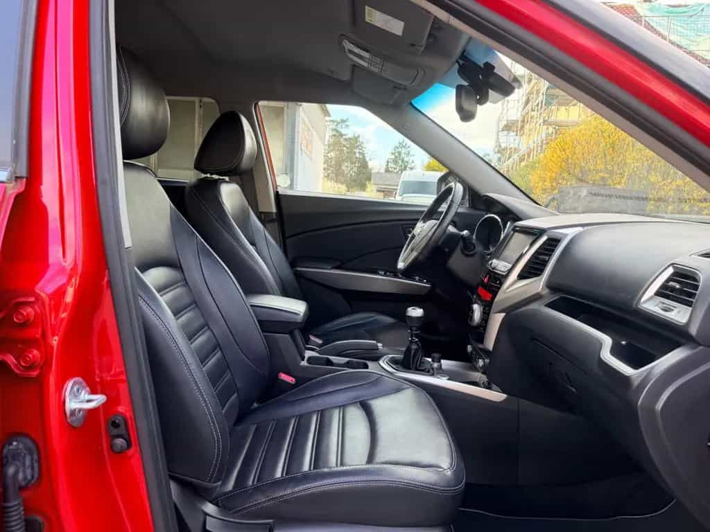 Ssangyong Tivoli 1.6 e-XDi 160 QUARTZ 2WD/R-KAM/LEDER/NAVI 10/2016-photo-21