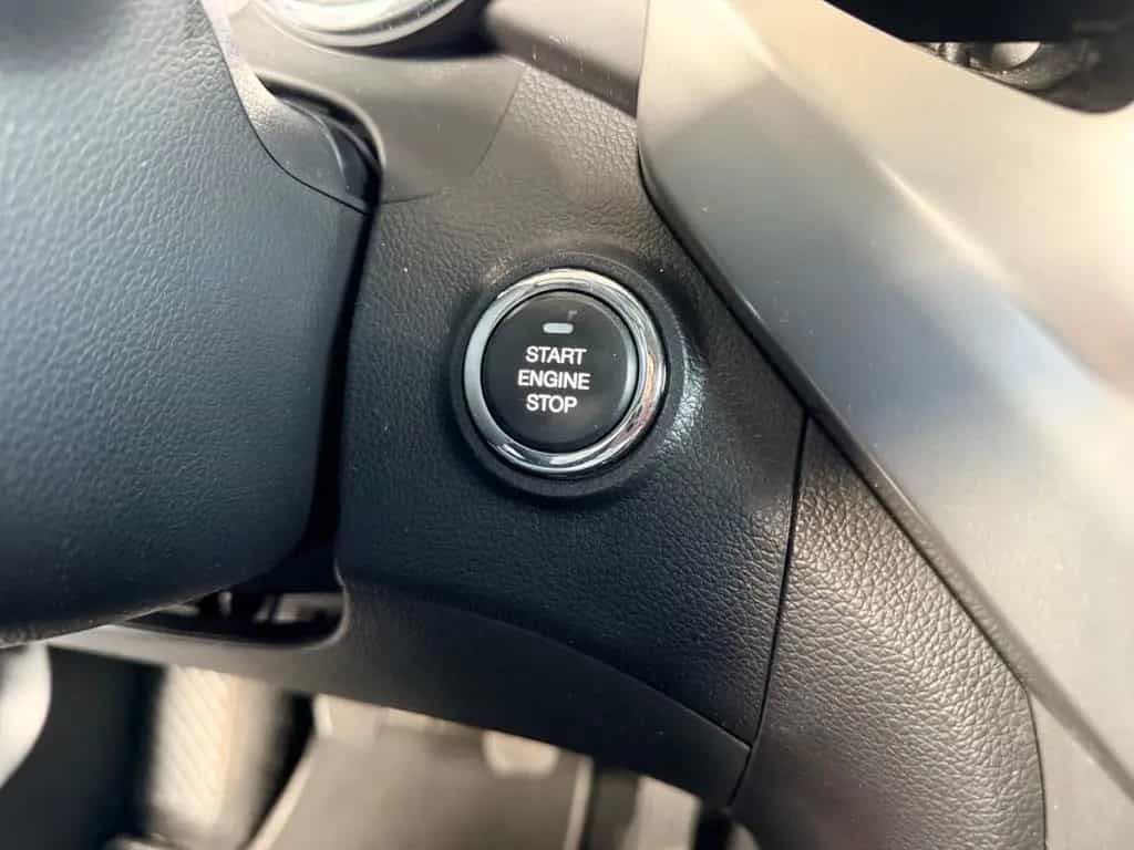Ssangyong Tivoli 1.6 e-XDi 160 QUARTZ 2WD/R-KAM/LEDER/NAVI 10/2016-photo-27