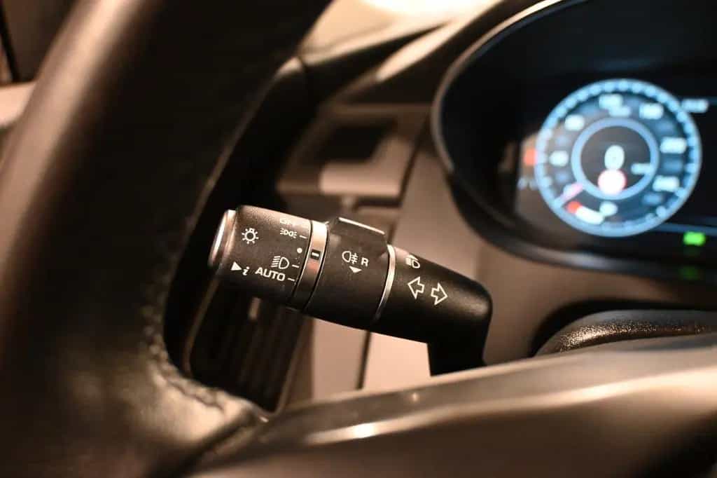 Jaguar E-Pace 2.0 T P200 AWD / CAMERA / CARPLAY !! 05/2019-photo-13