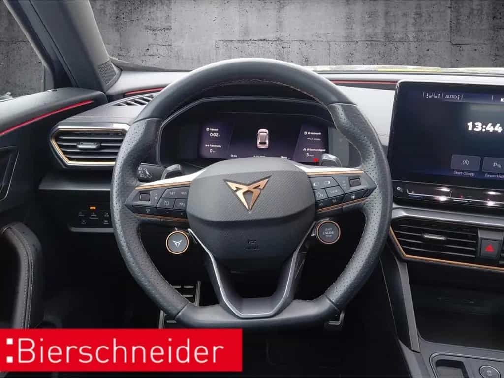 Cupra Formentor VZ 4Drive DSG AKRAPOVIC Pano LED Navi 03/2024-photo-15