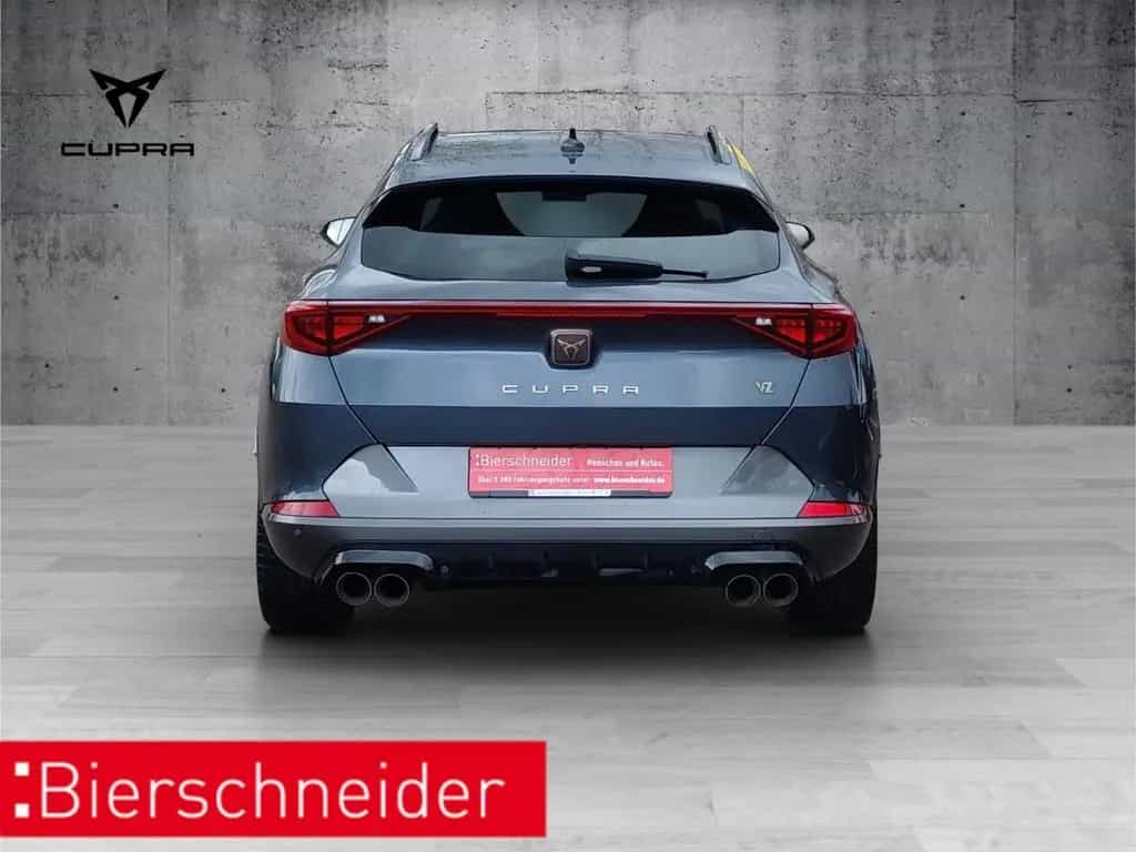 Cupra Formentor VZ 4Drive DSG AKRAPOVIC Pano LED Navi 03/2024-photo-9