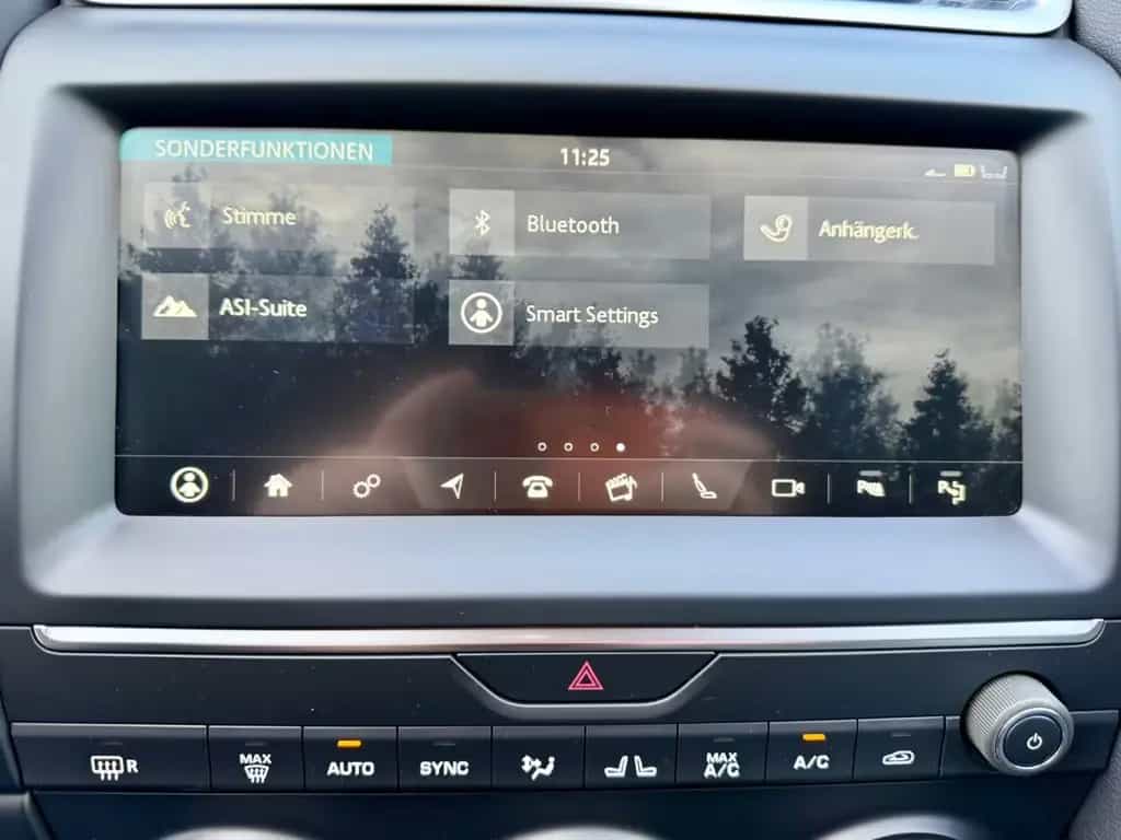 Jaguar E-Pace R-Dynamic SE AWD Perf-Paket*Pano*Garantie 09/2019-photo-18