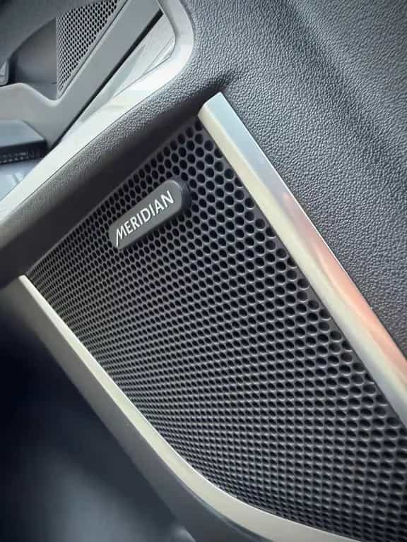 Jaguar E-Pace R-Dynamic SE AWD Perf-Paket*Pano*Garantie 09/2019-photo-20