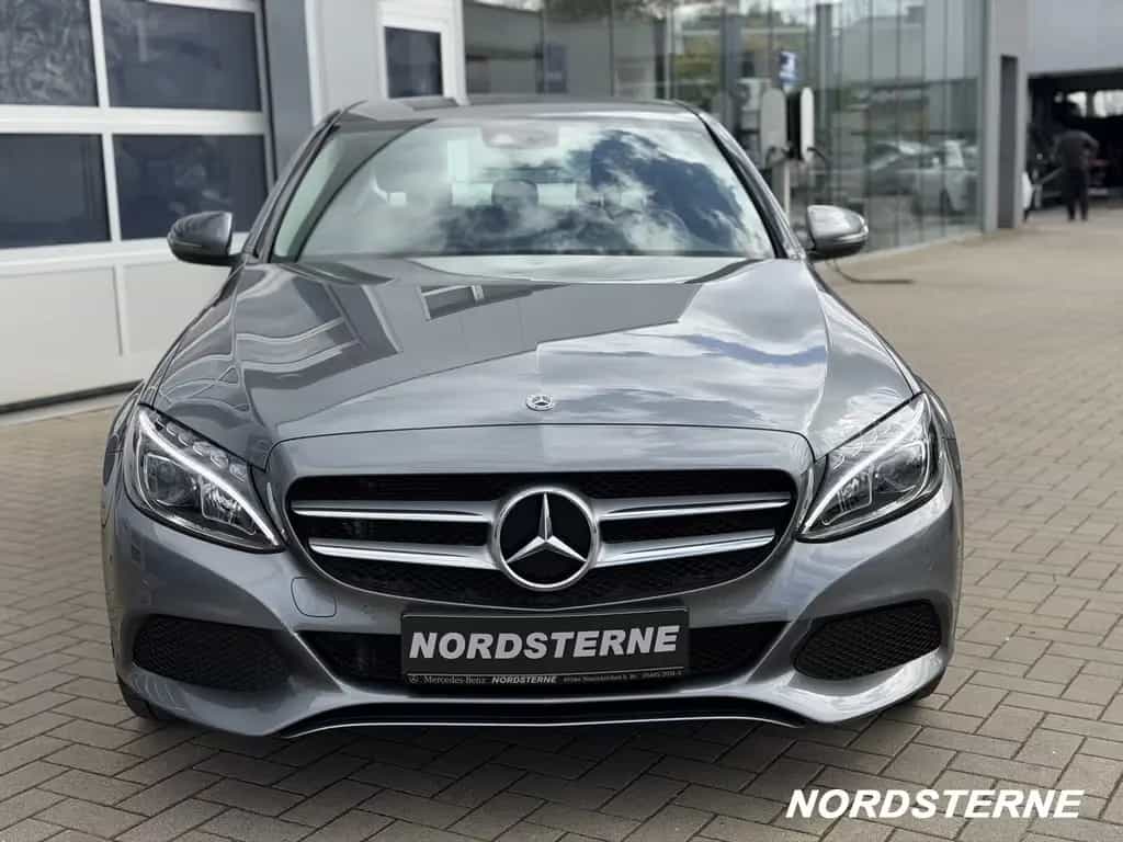 Mercedes-Benz C 250 Avantgarde Led AHK Navi Totwinkel Ambiente 01/2018-photo-10