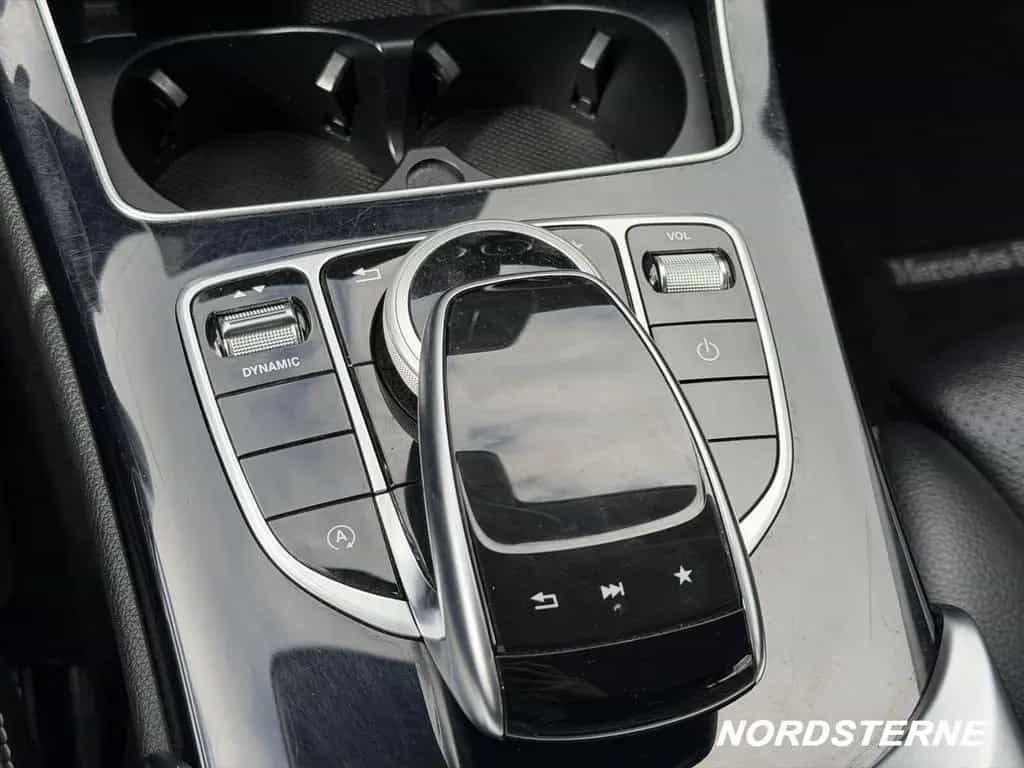 Mercedes-Benz C 250 Avantgarde Led AHK Navi Totwinkel Ambiente 01/2018-photo-19