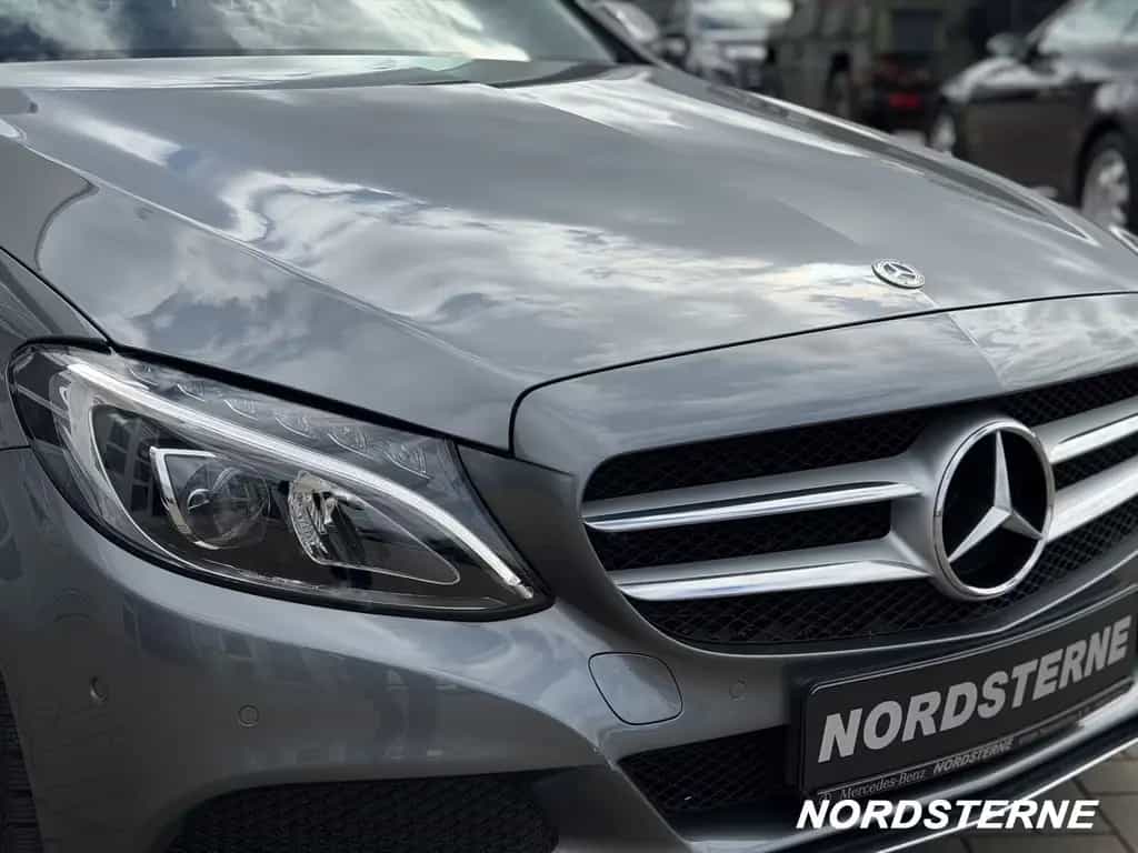 Mercedes-Benz C 250 Avantgarde Led AHK Navi Totwinkel Ambiente 01/2018-photo-9