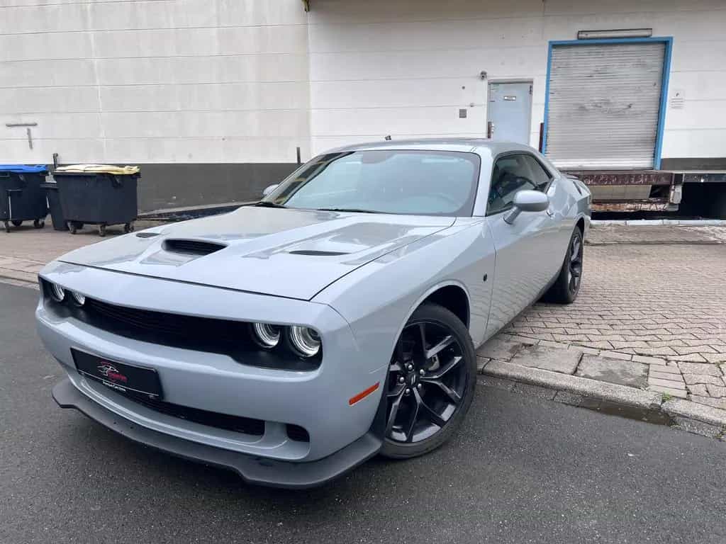 Dodge Challenger SXT Black Top 20 Zoll 01/2023-photo-1