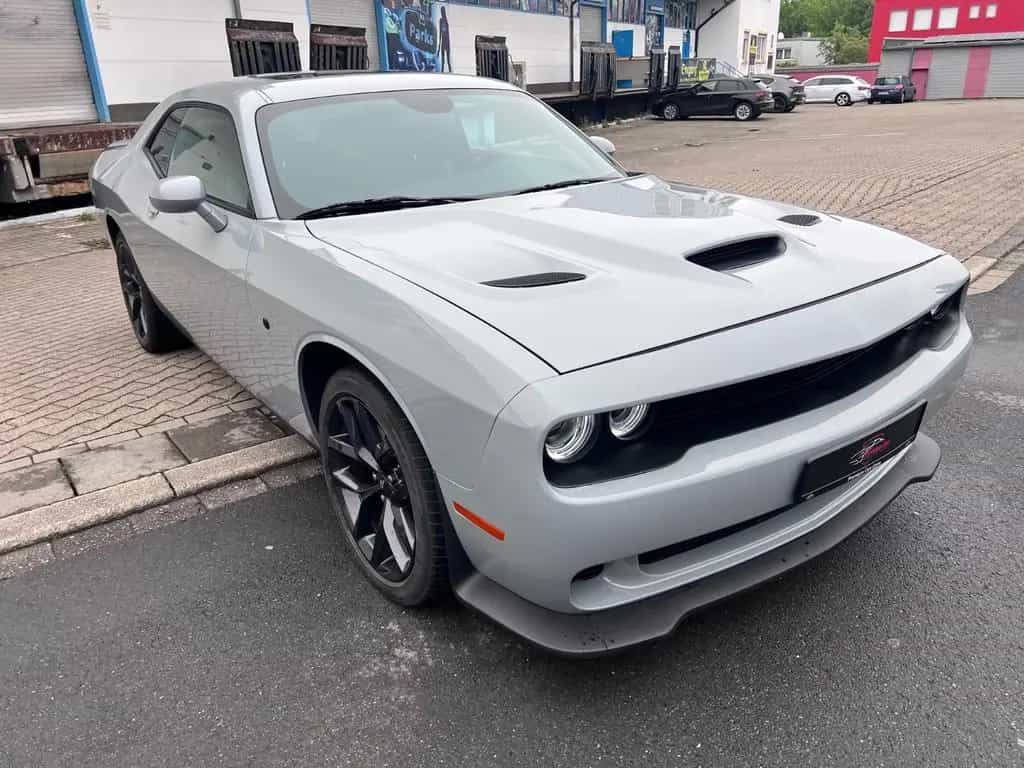 Dodge Challenger SXT Black Top 20 Zoll 01/2023-photo-7