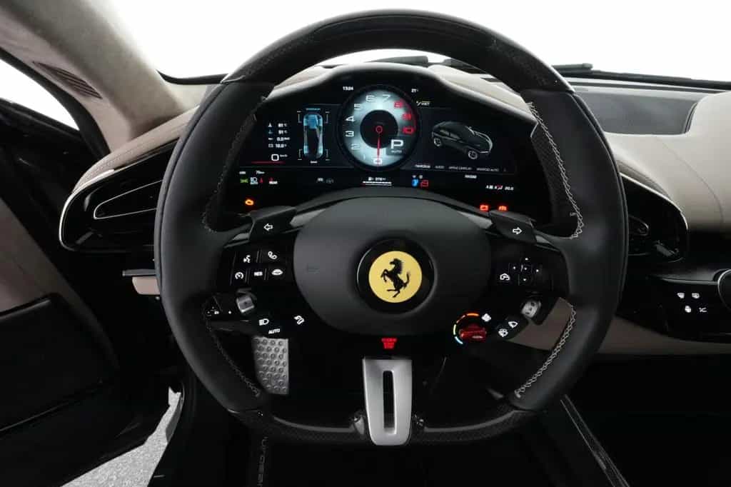 Ferrari Purosangue Panoramadach - Massagesitze 360° View 03/2026-photo-20