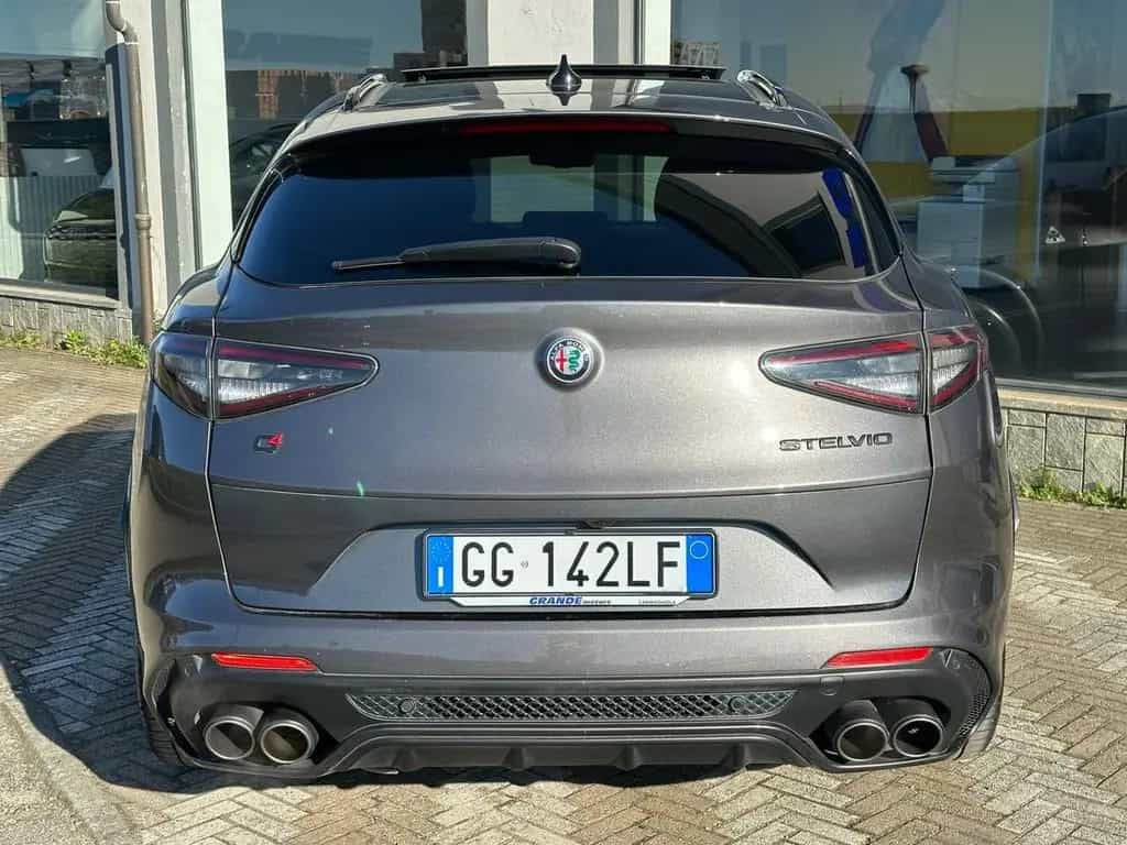 Alfa Romeo Stelvio 2.9 Bi-Turbo V6 510 CV AT8 QU 08/2021-photo-2