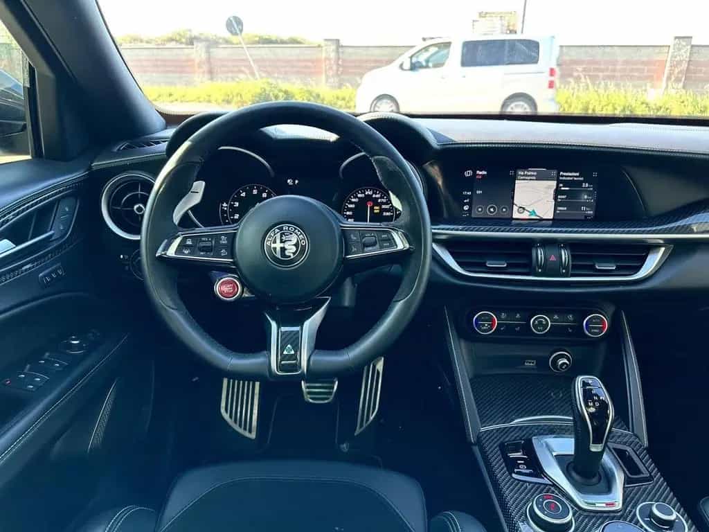 Alfa Romeo Stelvio 2.9 Bi-Turbo V6 510 CV AT8 QU 08/2021-photo-4