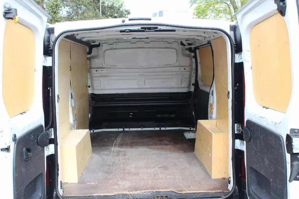 Renault Trafic L1H1 2,7t*Klimaanlage*Finanzierung* 02/2018-photo-7