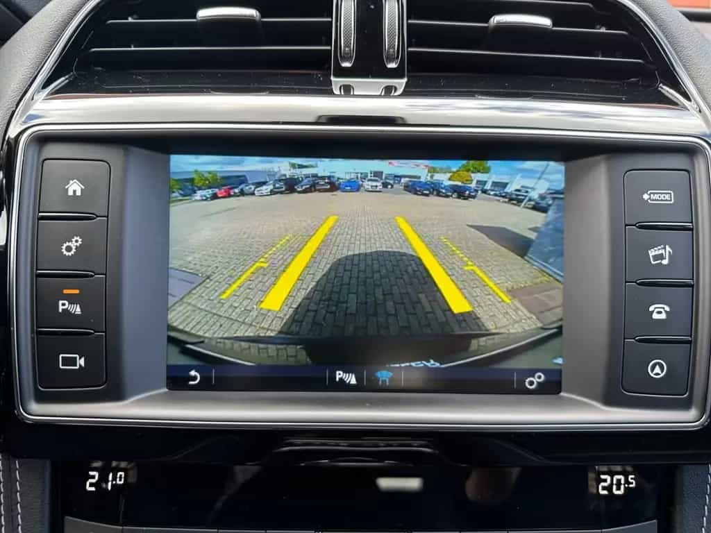 Jaguar F-Pace 30t AWD R-Sport *20Zoll*Meridian*4xSHZ*AH 01/2018-photo-28