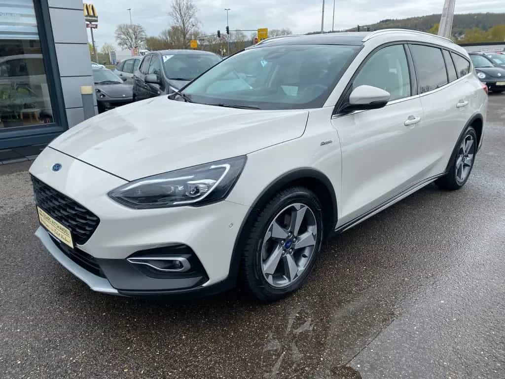 Ford Focus Active Vignale LED ACC HUD Navi Kam Pano 06/2020-photo-2