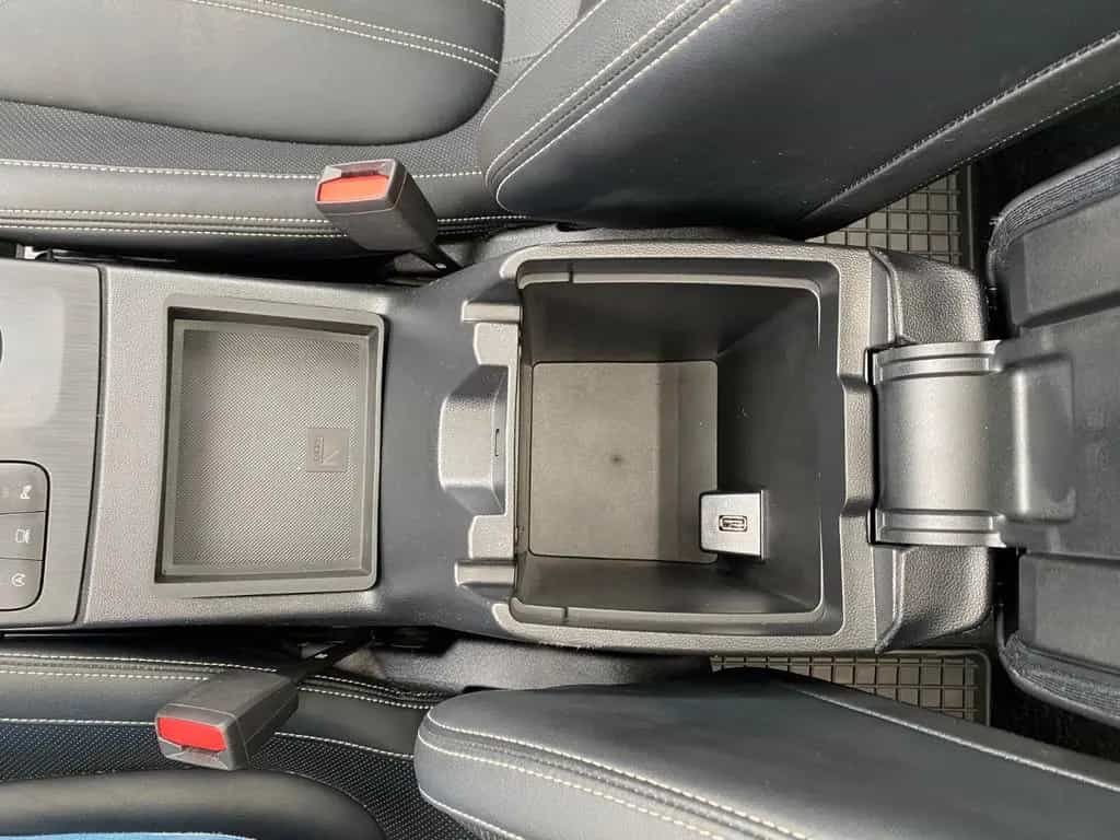 Ford Focus Active Vignale LED ACC HUD Navi Kam Pano 06/2020-photo-33