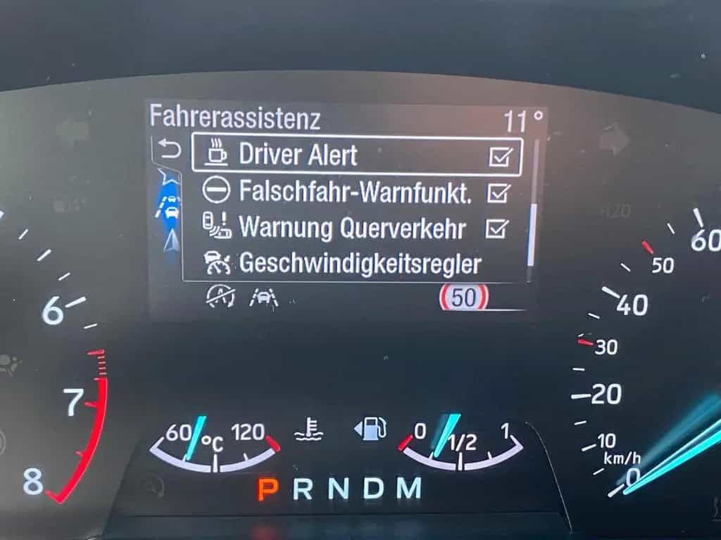 Ford Focus Active Vignale LED ACC HUD Navi Kam Pano 06/2020-photo-35