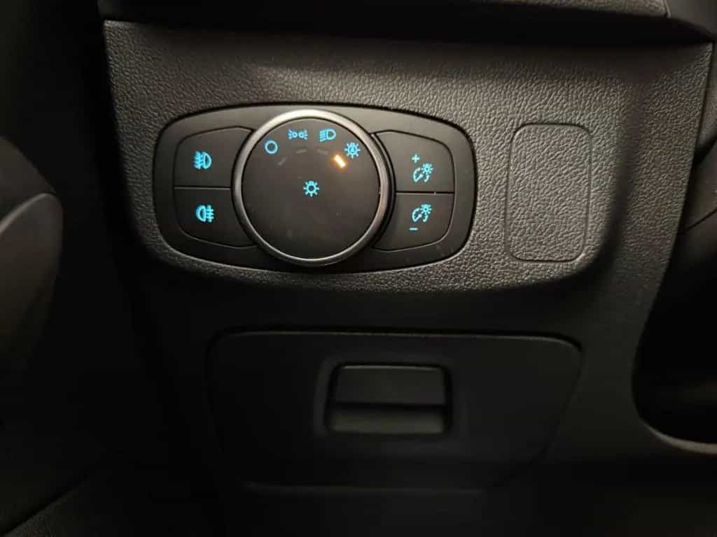 Ford Focus Active AUTOMATIK NAV LED AHK KAMERA ACC S 09/2019-photo-17