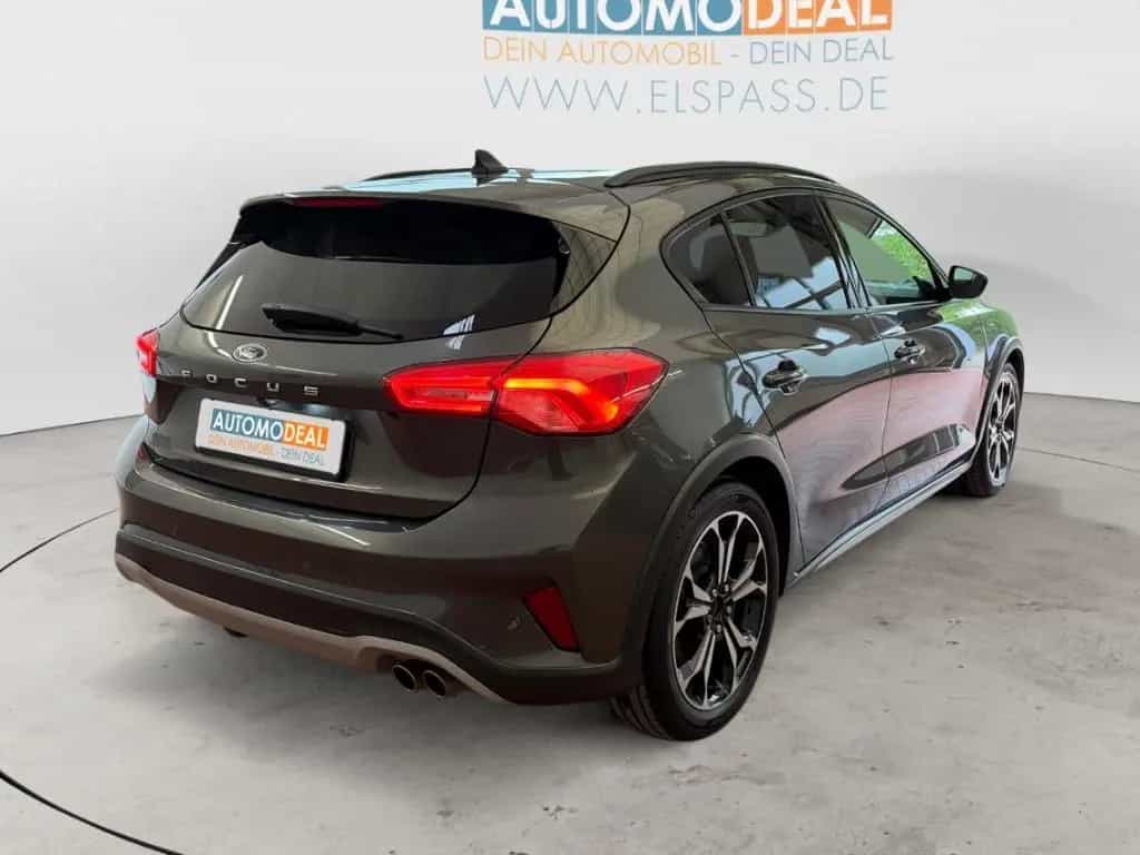 Ford Focus Active AUTOMATIK NAV LED AHK KAMERA ACC S 09/2019-photo-4