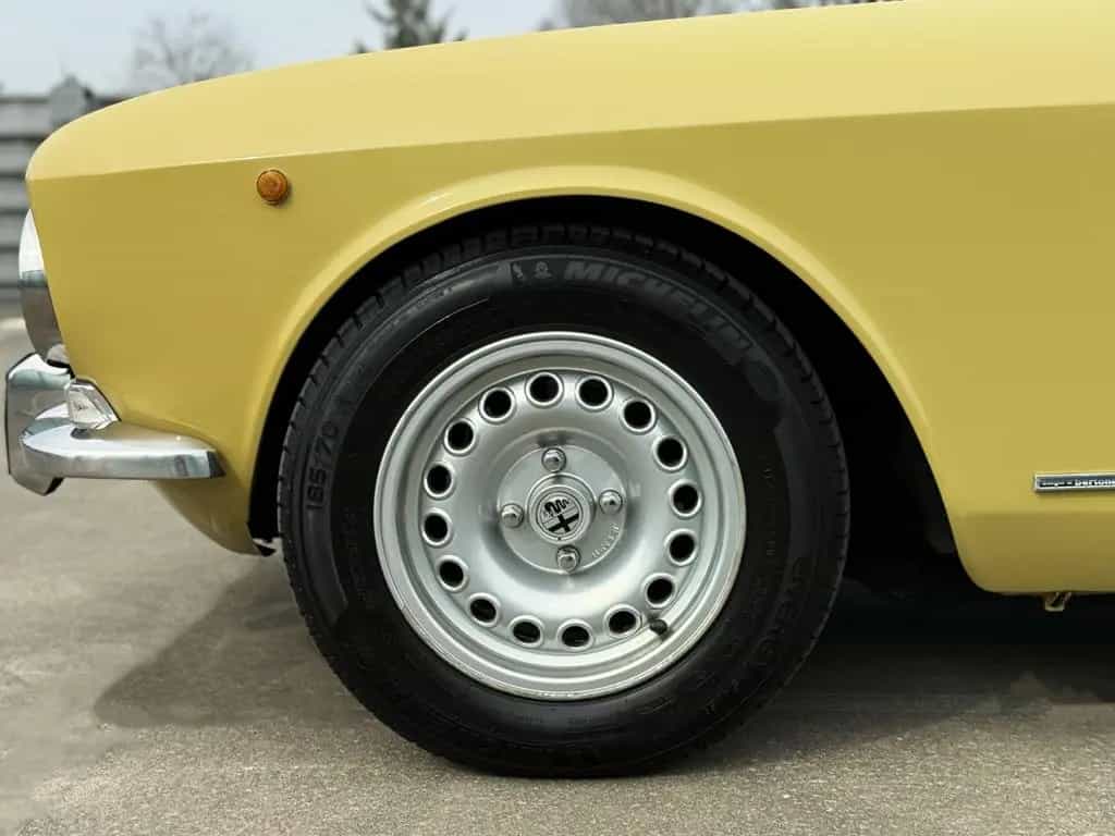 Alfa Romeo 2000 GT Veloce "Giallo Piper" (gelb) 07/1975-photo-12