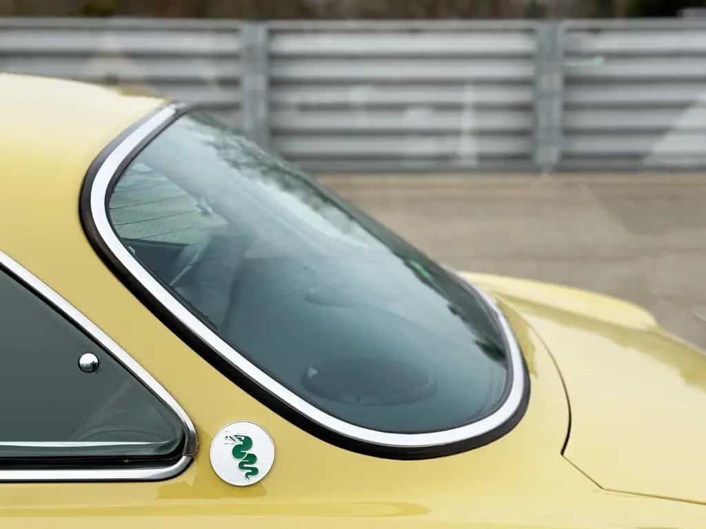Alfa Romeo 2000 GT Veloce "Giallo Piper" (gelb) 07/1975-photo-25