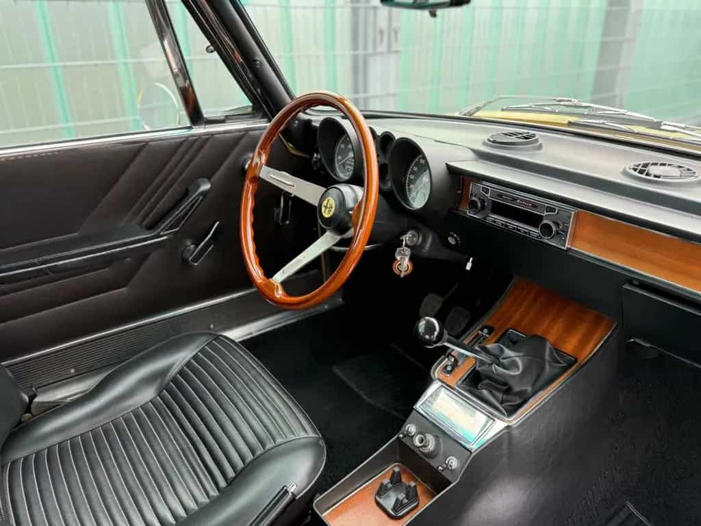 Alfa Romeo 2000 GT Veloce "Giallo Piper" (gelb) 07/1975-photo-33