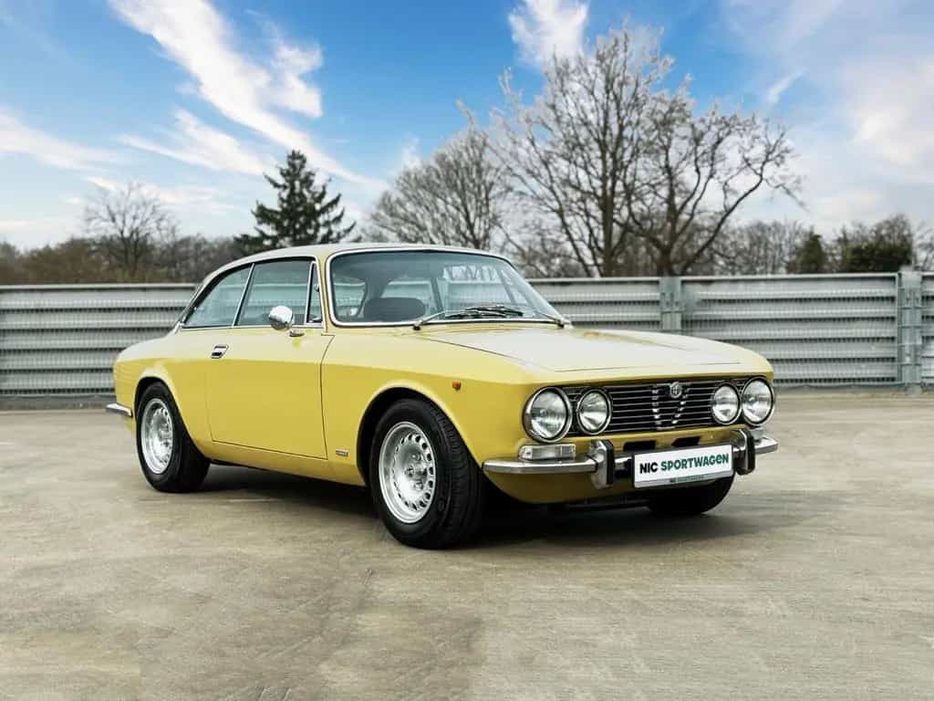 Alfa Romeo 2000 GT Veloce "Giallo Piper" (gelb) 07/1975-photo-6
