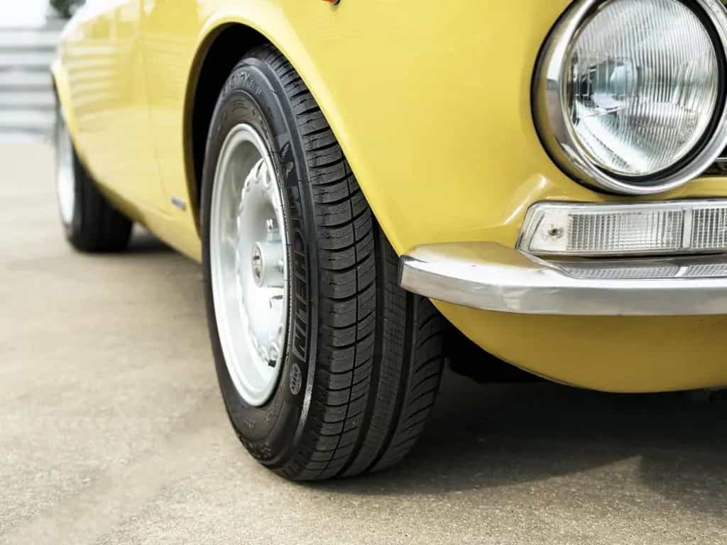 Alfa Romeo 2000 GT Veloce "Giallo Piper" (gelb) 07/1975-photo-7
