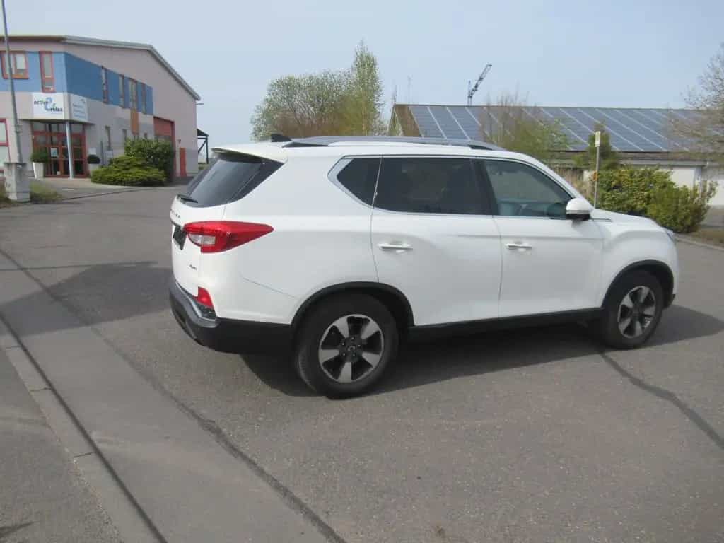 Ssangyong Rexton 2.2 Diesel e-XDi 220 Sapphire 4WD 06/2018-photo-2